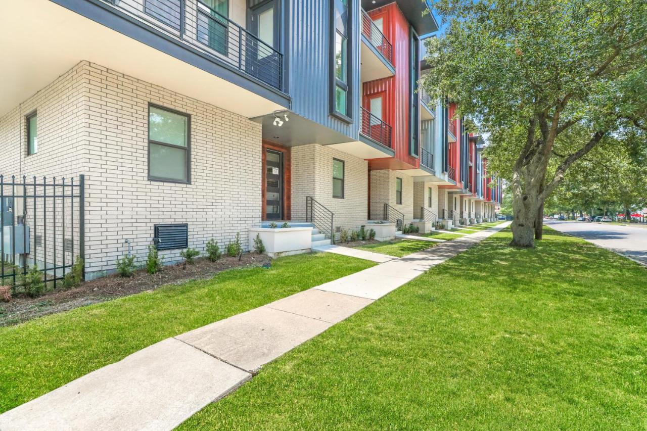 Holiday home Spacious 4br Townhouse With Amenities New Orleans